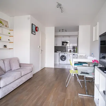 Appartement T2 Avec Parking Et Balcon Pres Du Metro Et Du Parc Des Expositions à Malakoff Extérieur photo